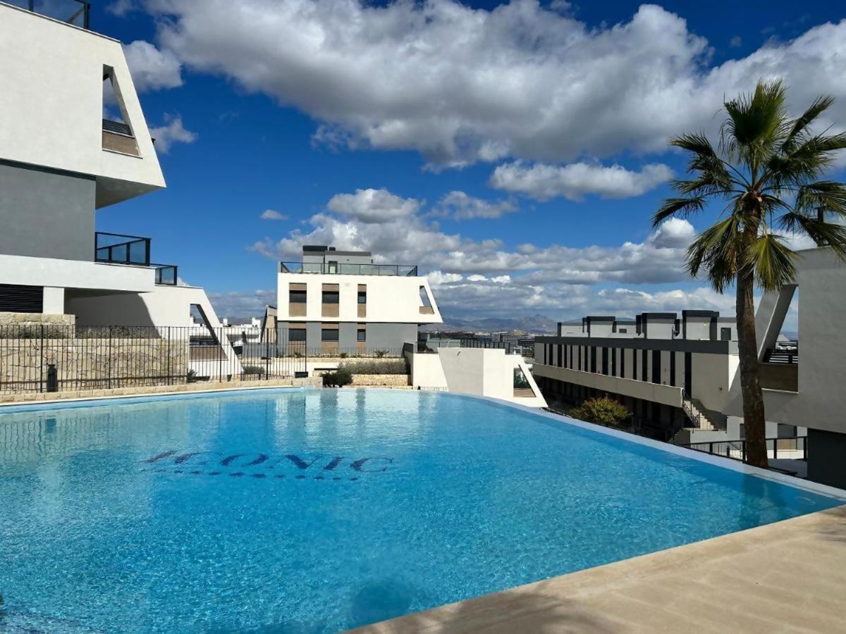 גראן אלקנט Iconic Alluba Alicante Luxury Bay מראה חיצוני תמונה